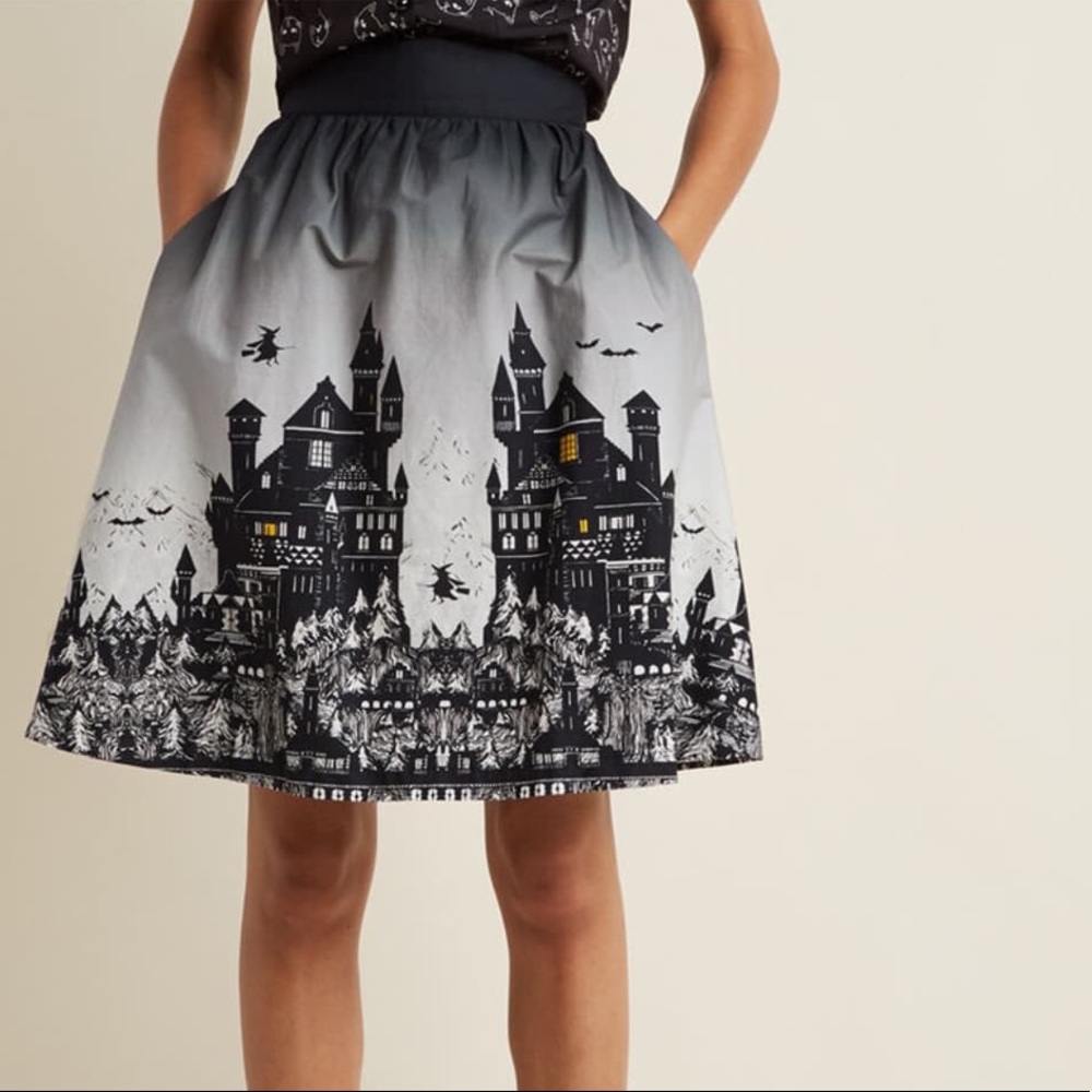 ModCloth If Ya Got It, Haunt It A Line Skirt